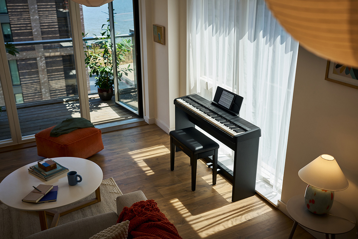 Roland FP-40: $749 Wi-Fi digital piano with Piano Sphere