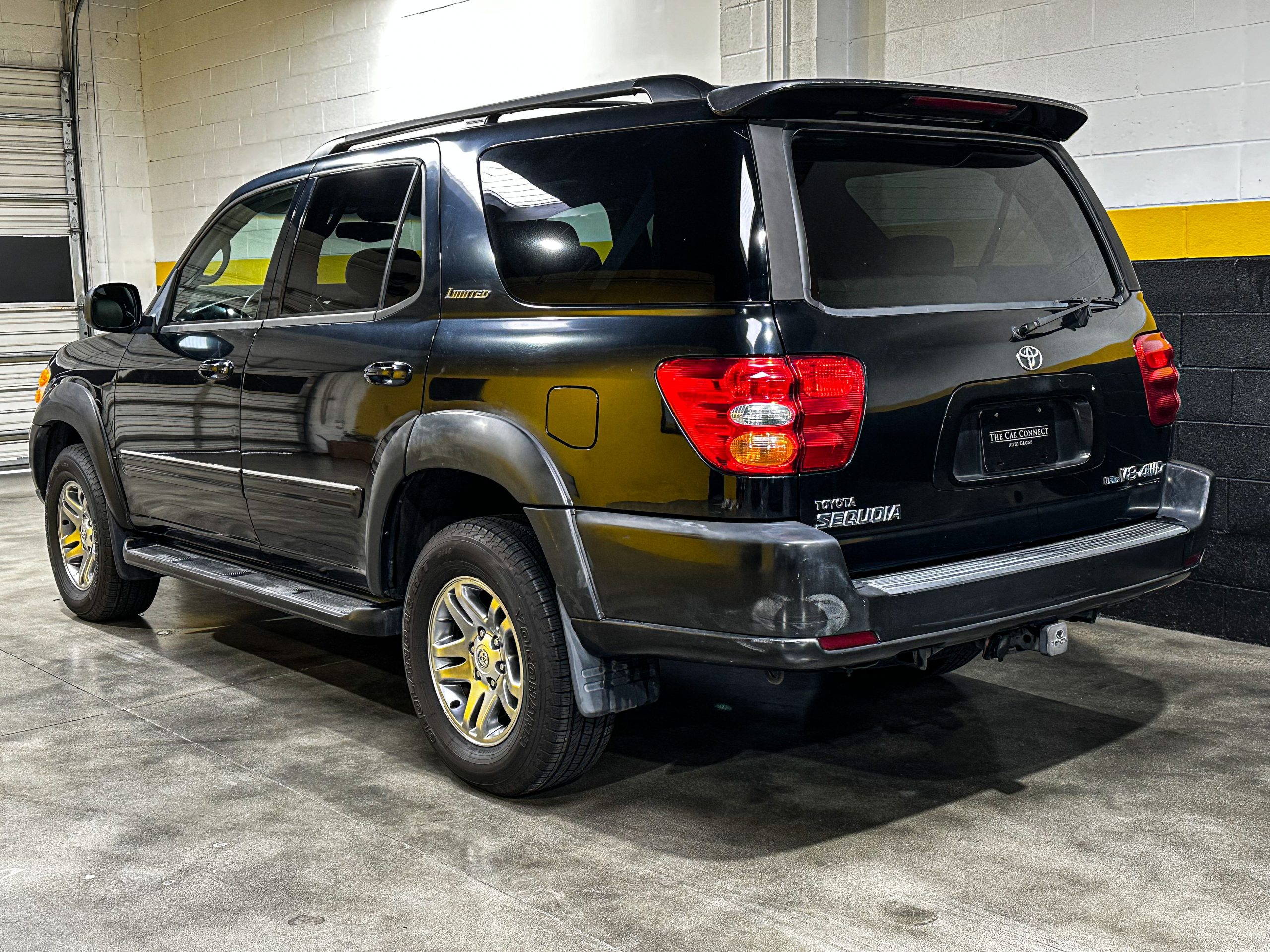 2004 Toyota Sequoia Limited 4WD