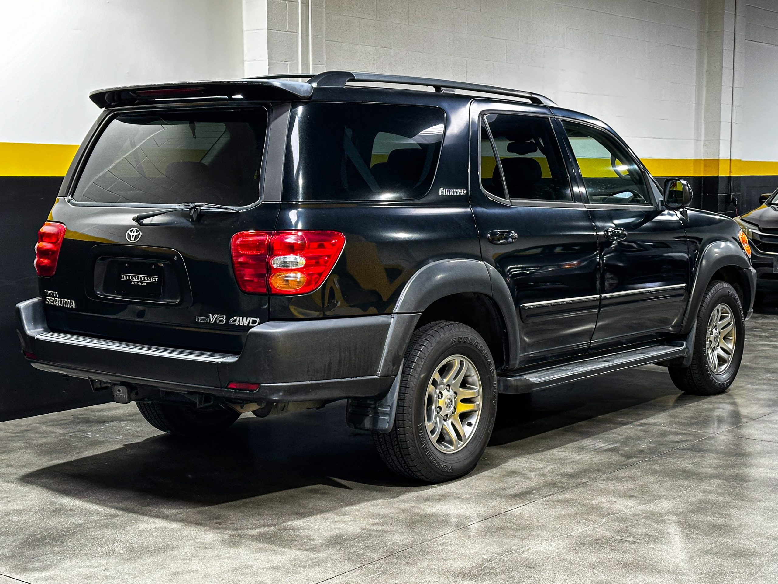 2004 Toyota Sequoia Limited 4WD