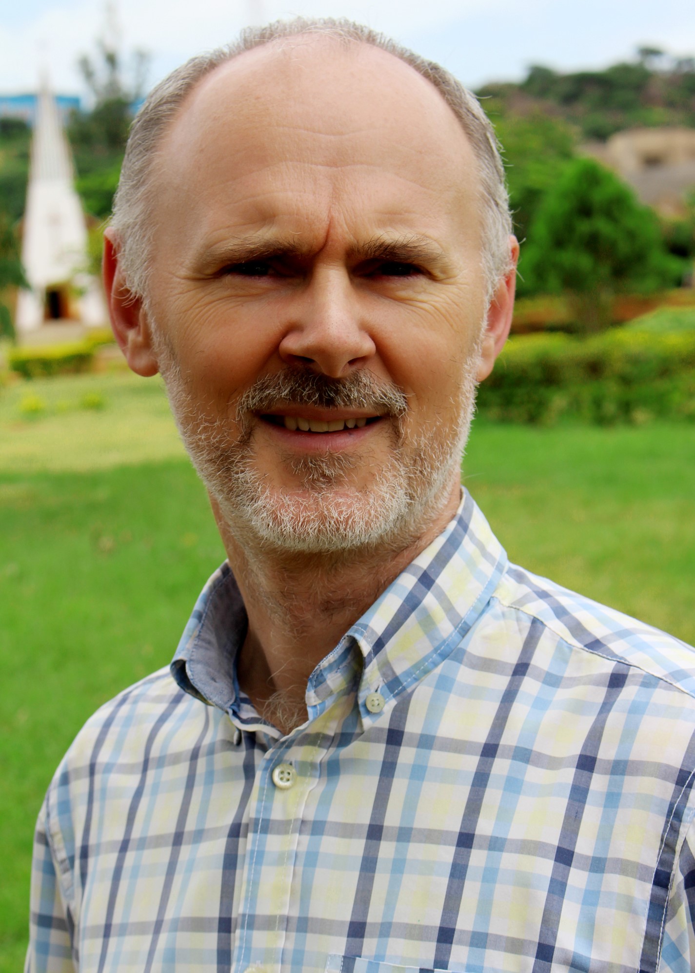 Dr. Russell Norton
