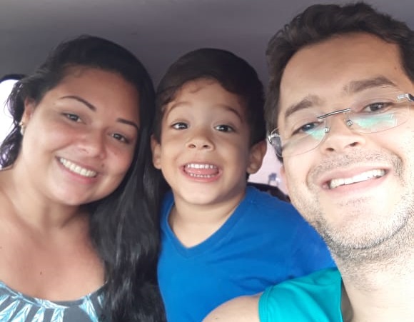 “Perdemos para um pequeno mosquito”, diz marido de mulher morta por dengue em Montanha