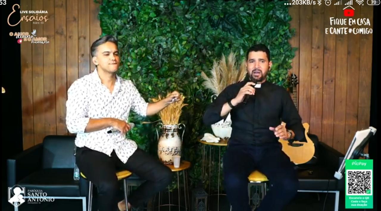 AO VIVO   -Acompanhe agora a Live Solidária com o padre Patric e convidados