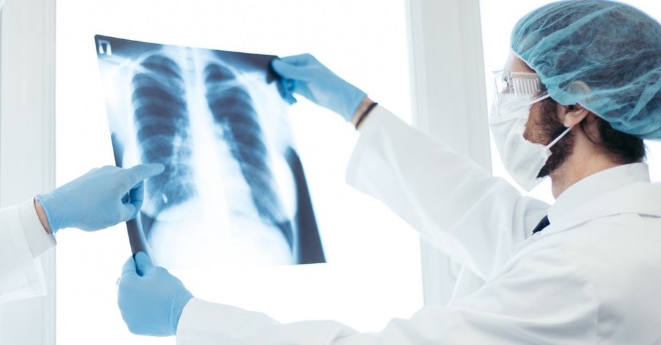 Surto de pneumonia que acontece na China e na Europa pode chegar ao Brasil?