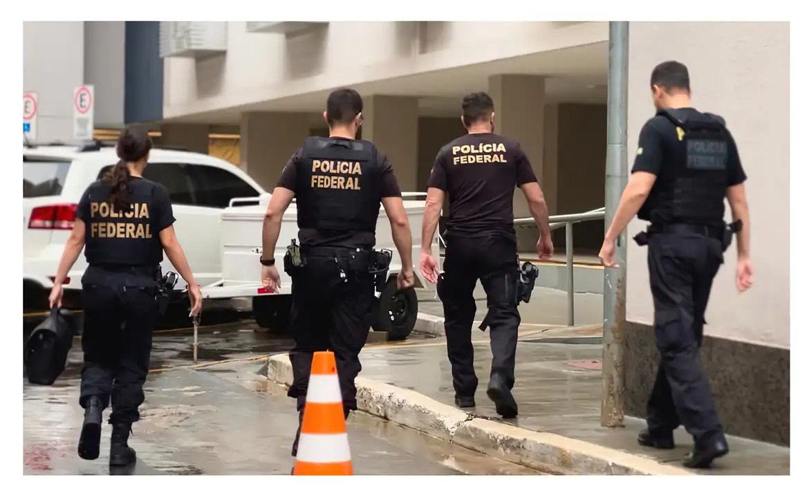 Operação da PF busca identificar financiadores de atos golpistas