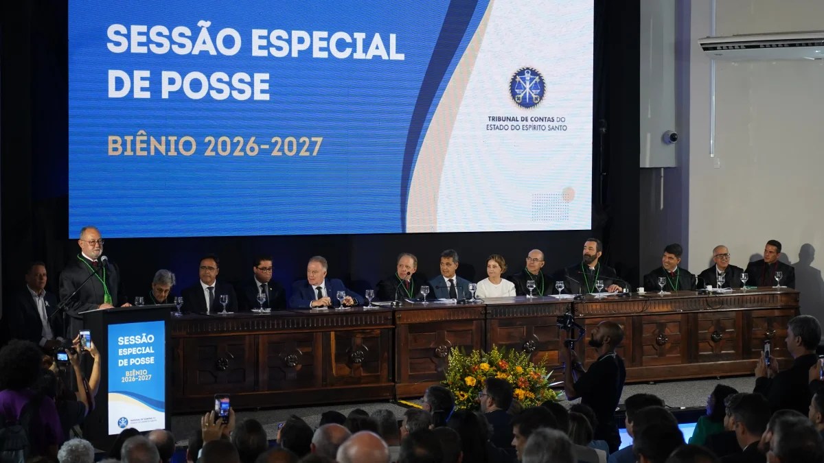 Conselheiro Ciciliotti é empossado como presidente do TCE-ES 