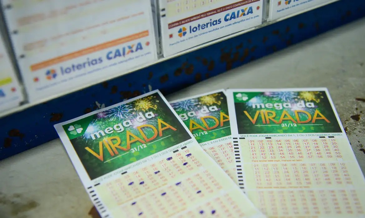 Mega da Virada: dezenas sorteadas são 09 – 13 – 21 – 32 – 33 – 59