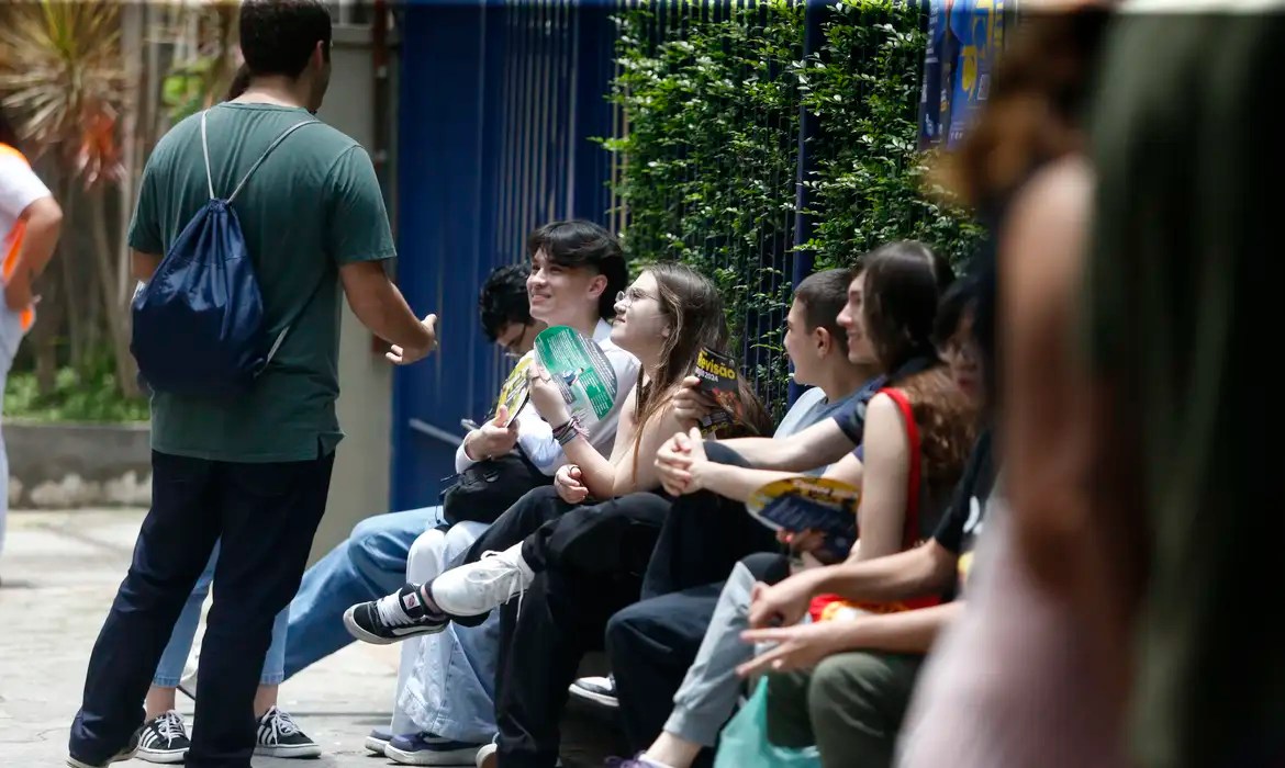 Inscrições para vagas remanescentes do Fies vão até 29 de abril