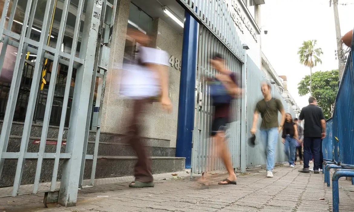 Enem 2026 terá atendimento especializado para TOC, ansiedade e TDAH