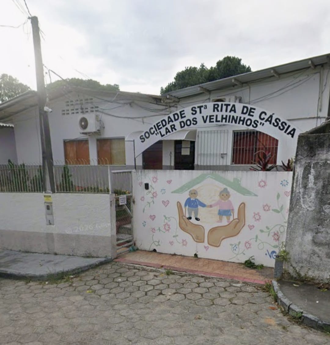 Sicoob e Escola Alternativa preparam campanha em prol de energia solar para o Lar dos Velhinhos
