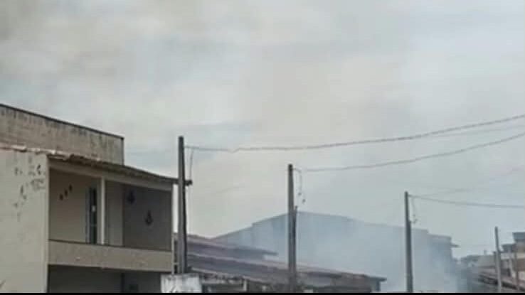 Moradores denunciam incêndios recorrentes em terrenos de Guriri