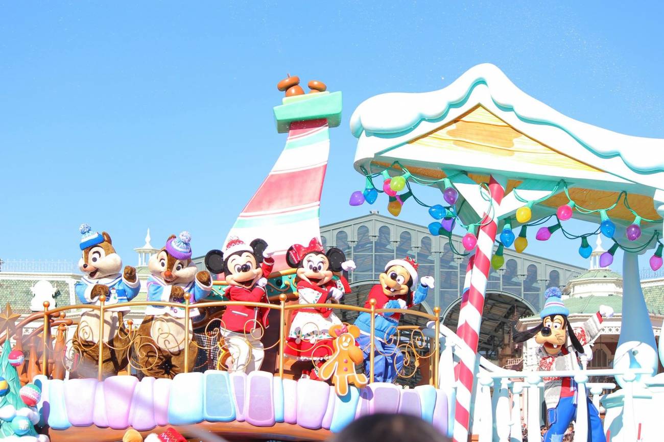 寝転び撮影に公開プロポーズ ディズニーパークでのマナーについて Tdrハック 寝転び撮影に公開プロポーズ ディズニーパークでのマナーについて Tdrハック