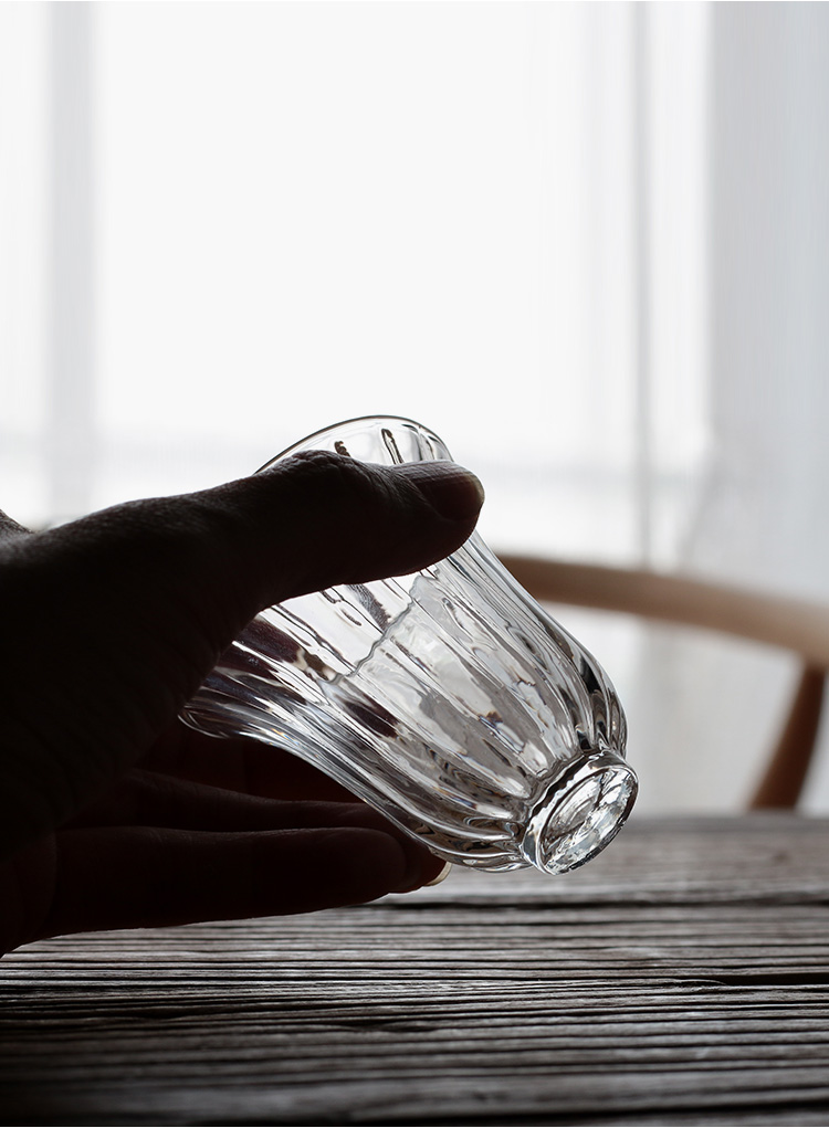 Japanese Style Petal Glass Teacup – teaintown.store