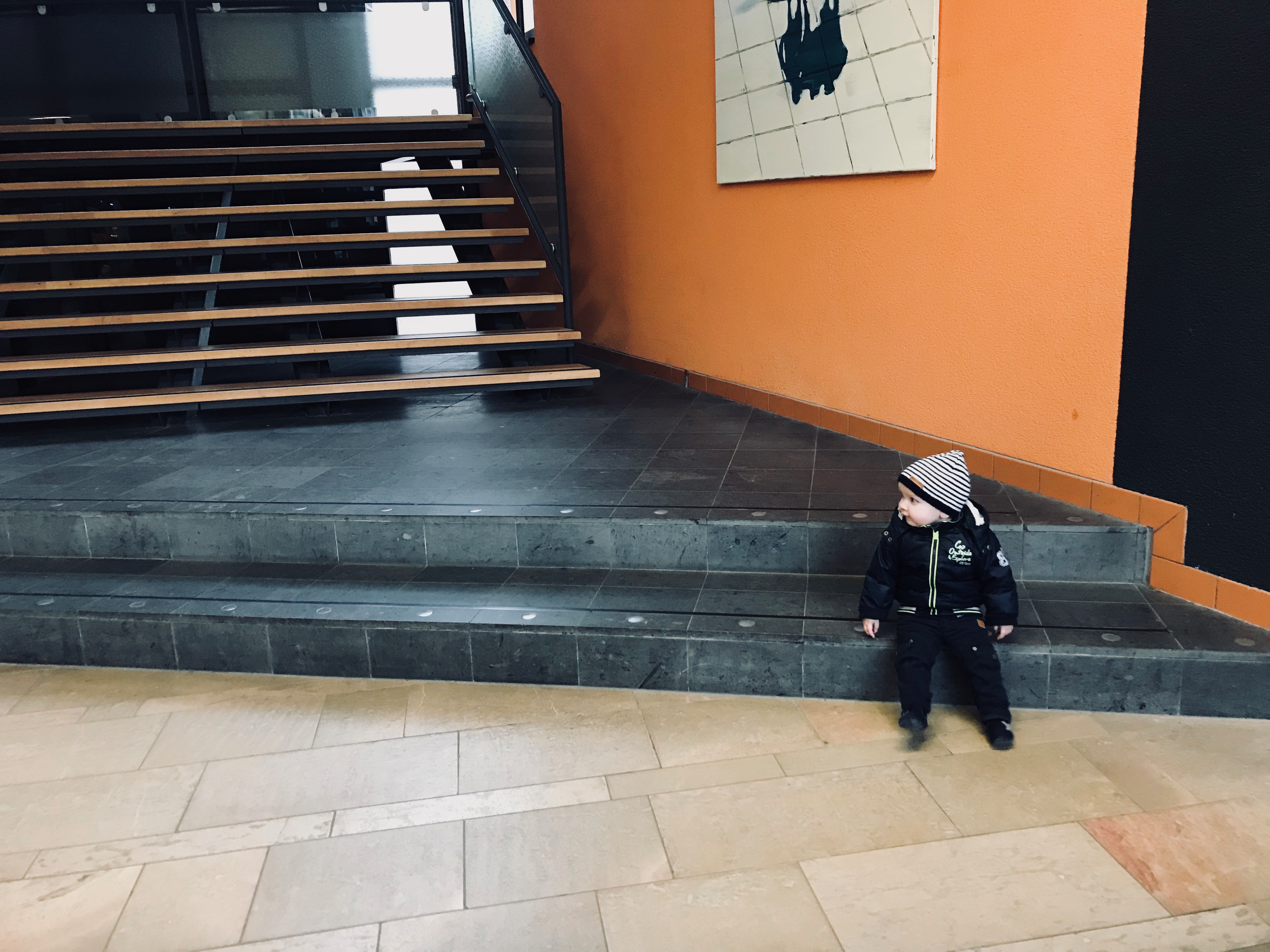 Wachten op het trappetje in het PMC