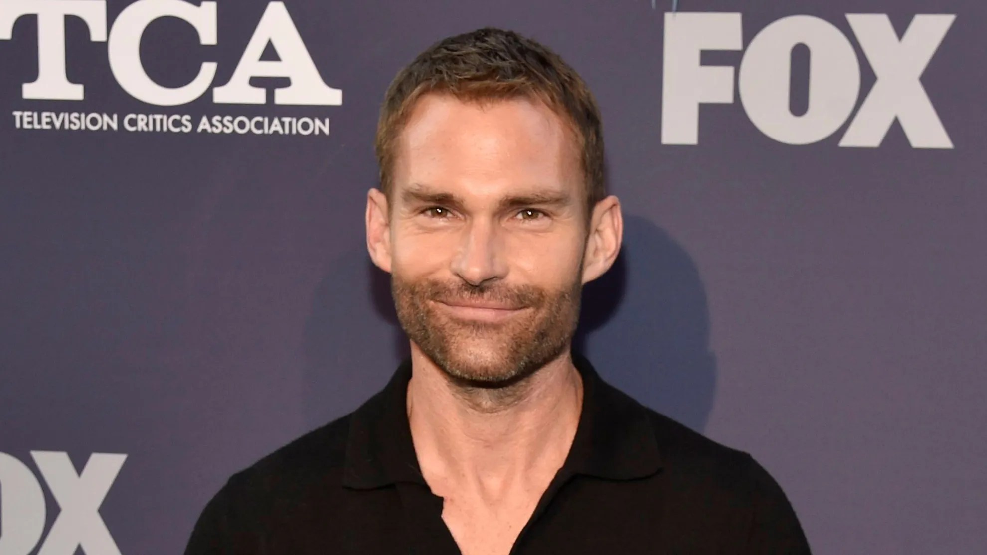 Seann William Scott revela que teve que vender churros após ganhar mixaria em ‘American Pie’