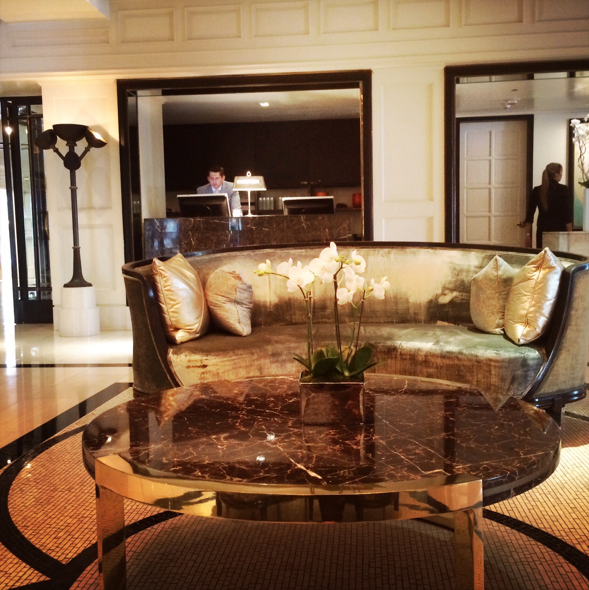 The London, lobby