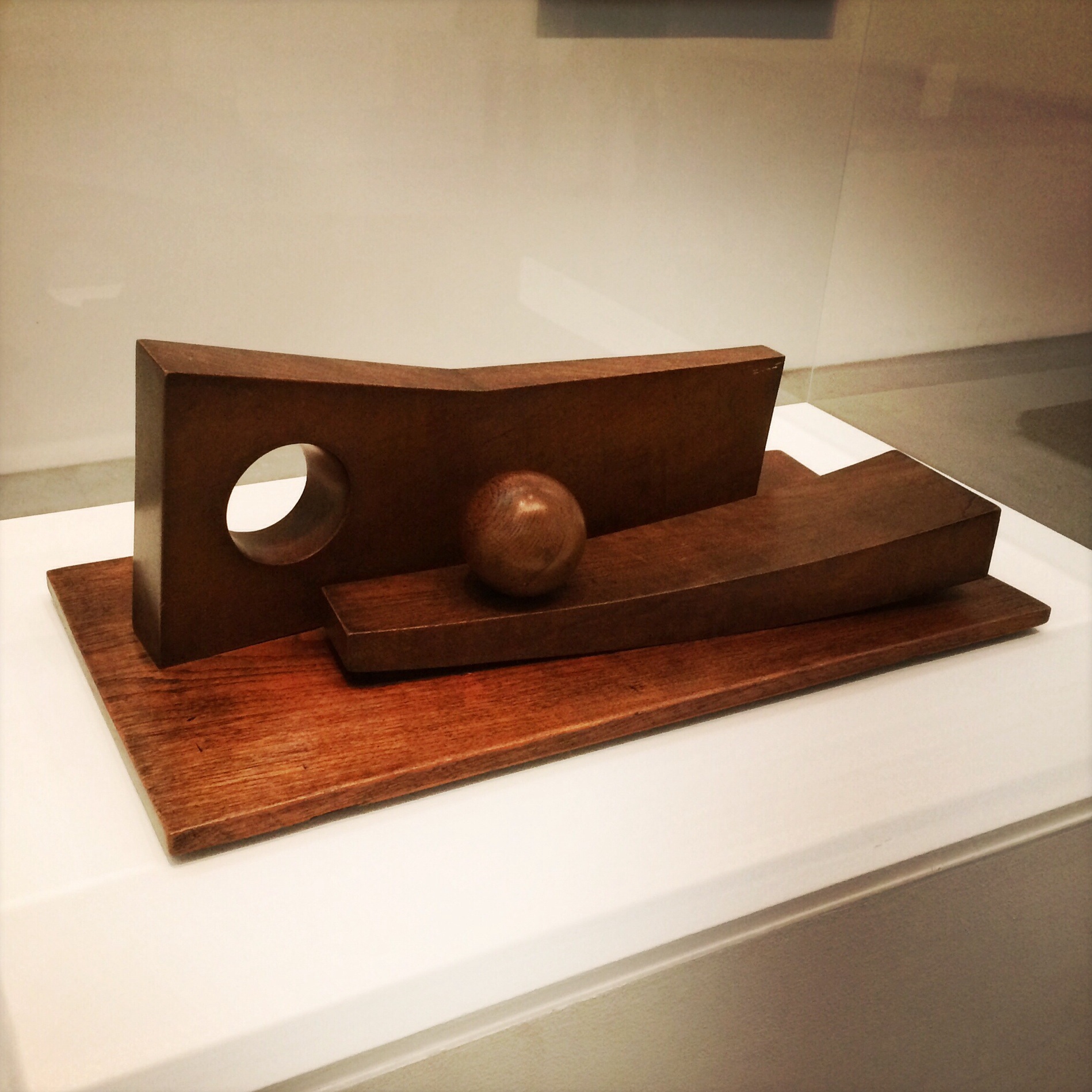 Barbara Hepworth, 1903-1975. Ball, Plane and Hole, 1936