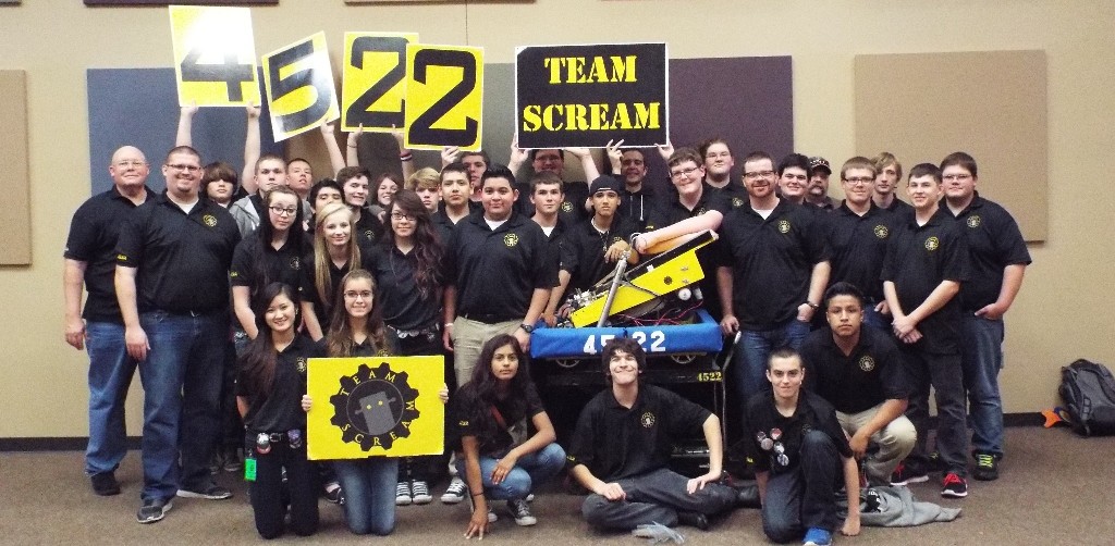 A group picture of the team at Cowtown Throwdown 2013 in Lee's Summit, MO