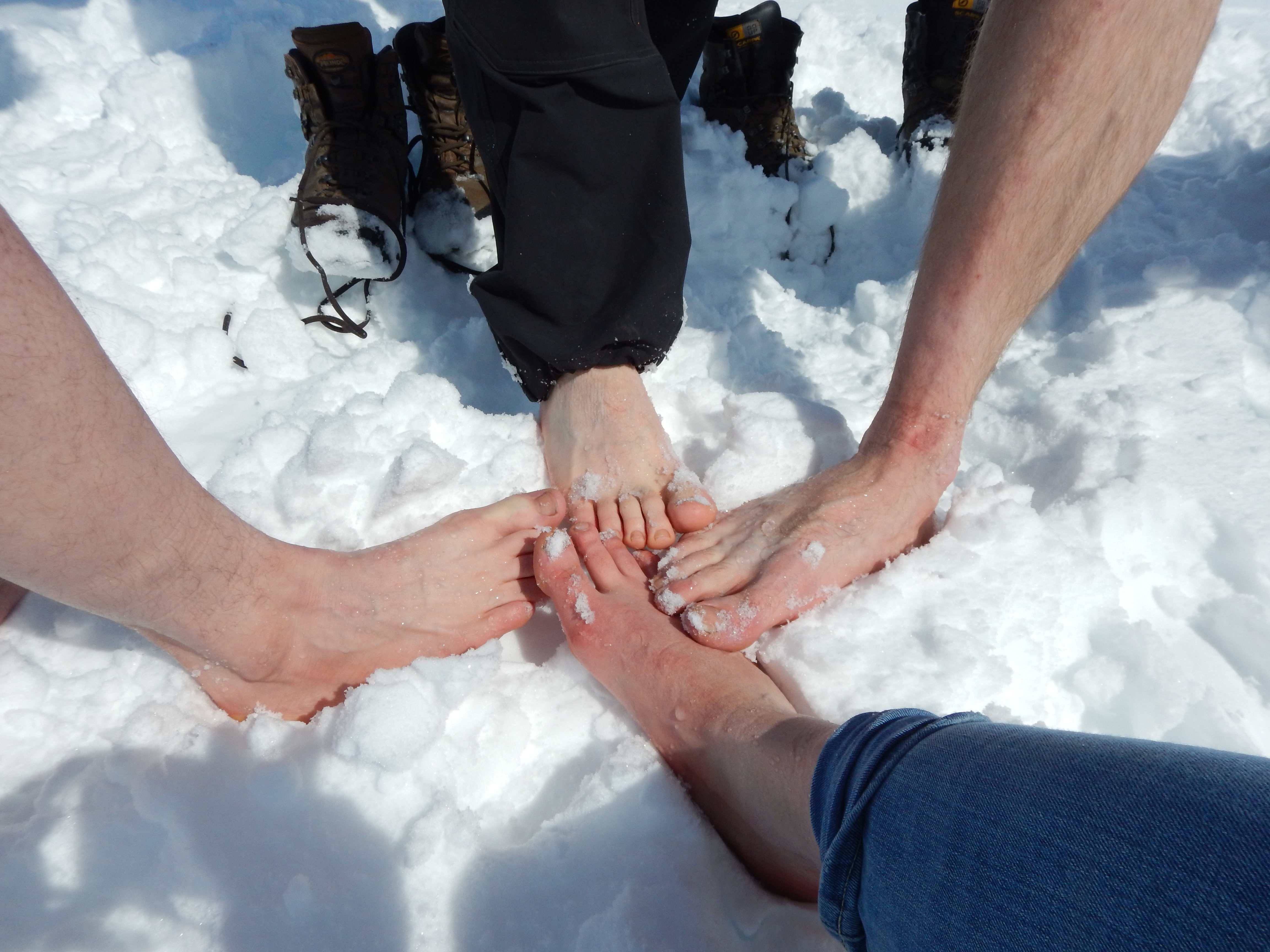 Tingling and freezing feet after the bearfoot Ice Fields run.