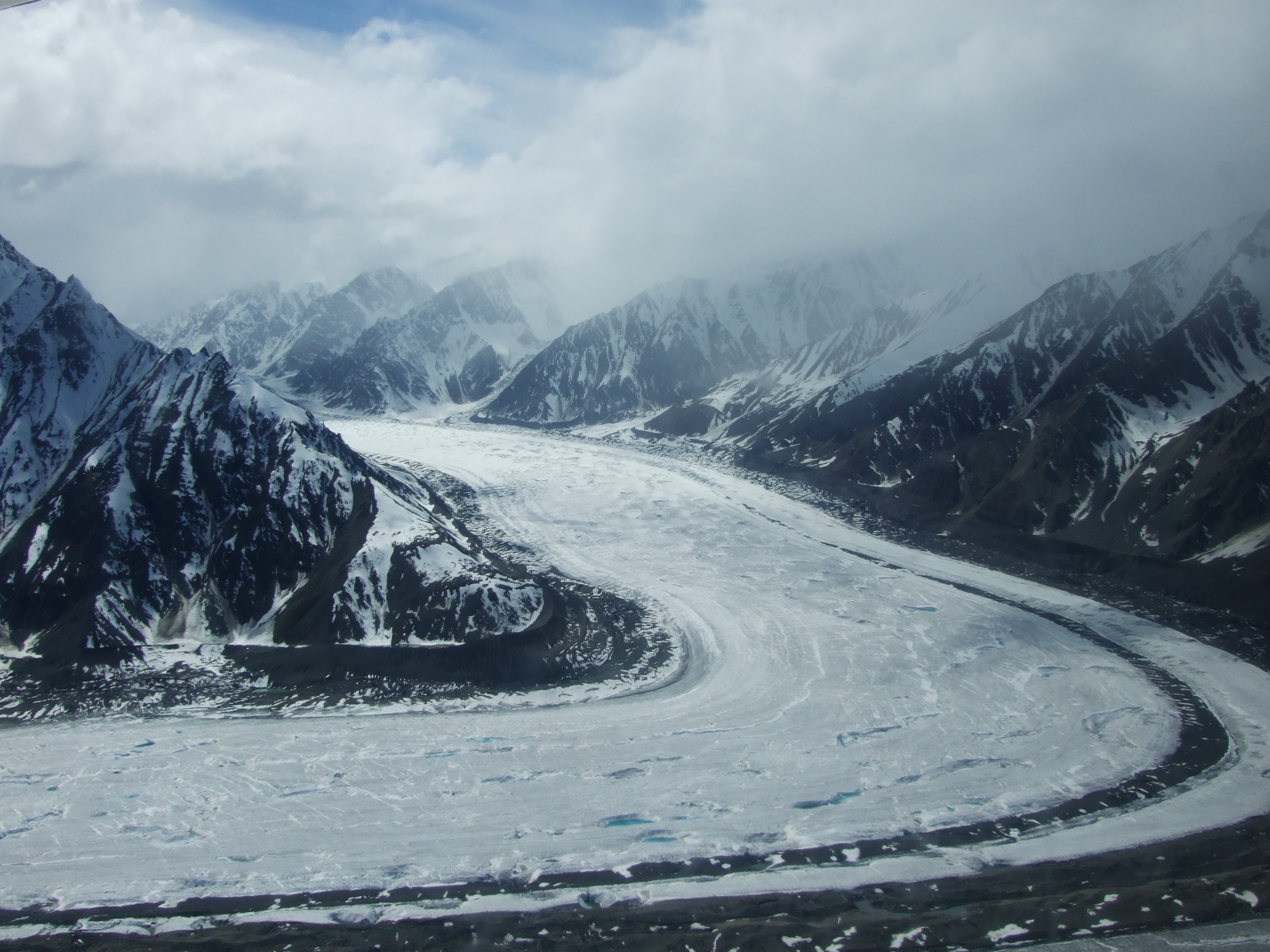 More glaciers and tracks of moraine.