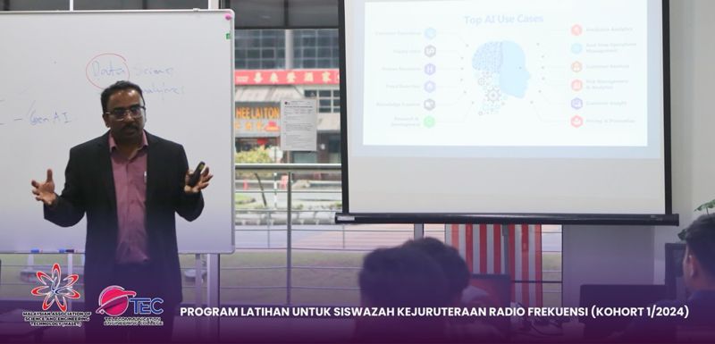 An Article About Cloud Computing - Gorgeous Vintage Image - 4K