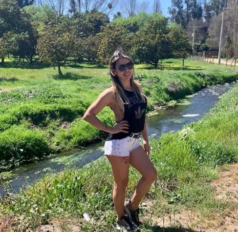 Mientras que acá en chile, la. Ex chica "Yingo", Jocelyn Medina, encanta con sus fotos en