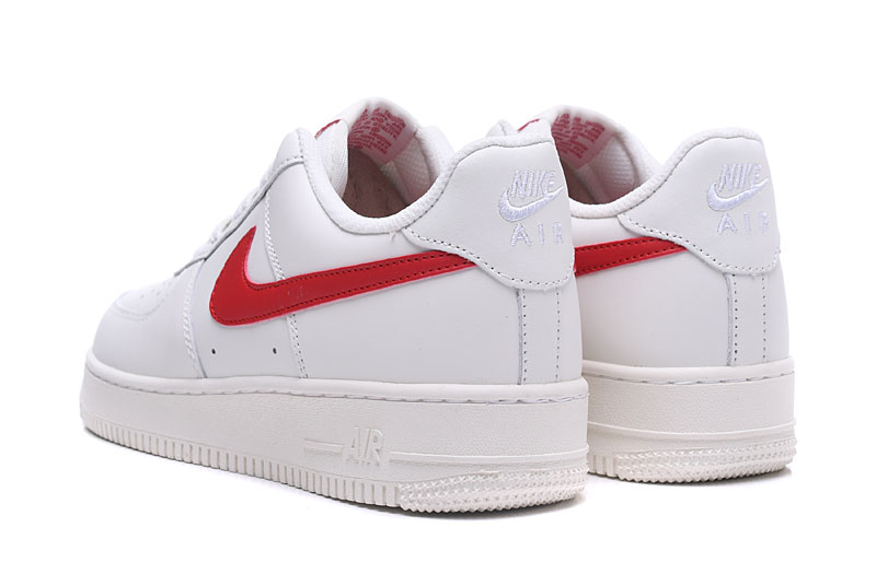 NIKE AIR FORCE ONE BLANCAS LOGO ROJO