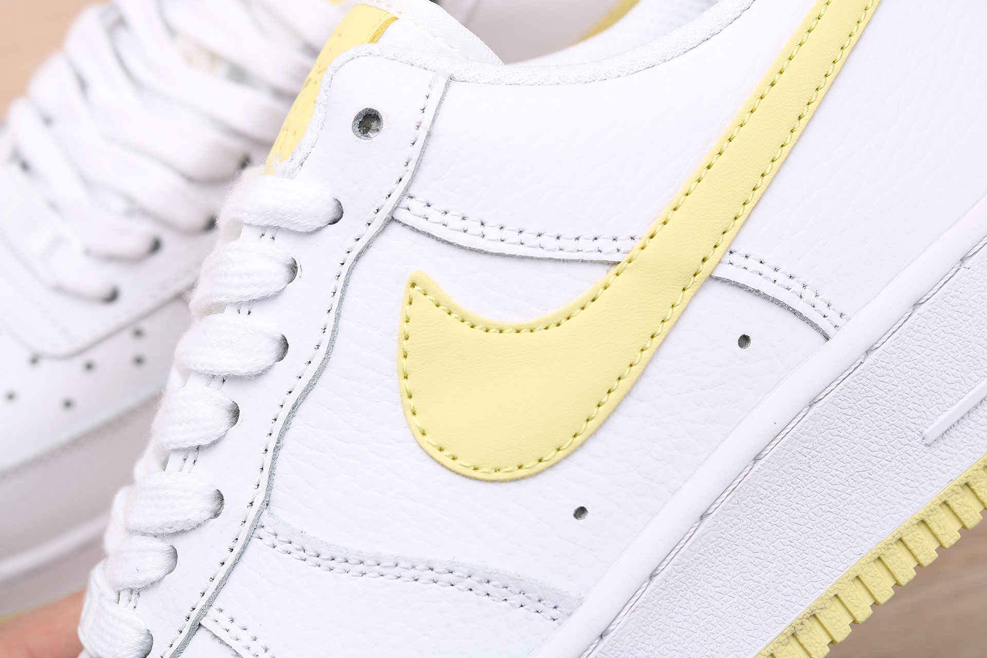 nike air force 1 amarillas pastel Gran venta - OFF 76%
