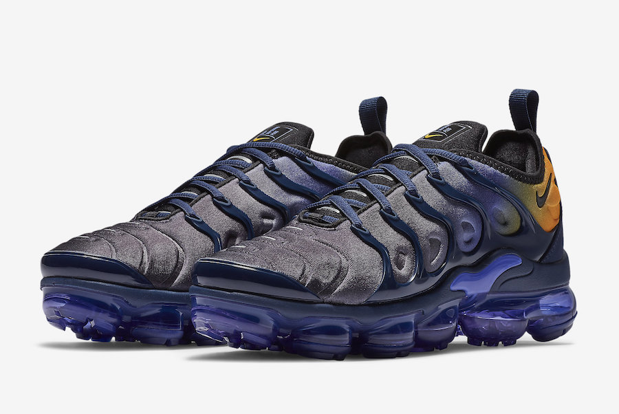 Nike Vapormax Plus - TeCalzoShoes