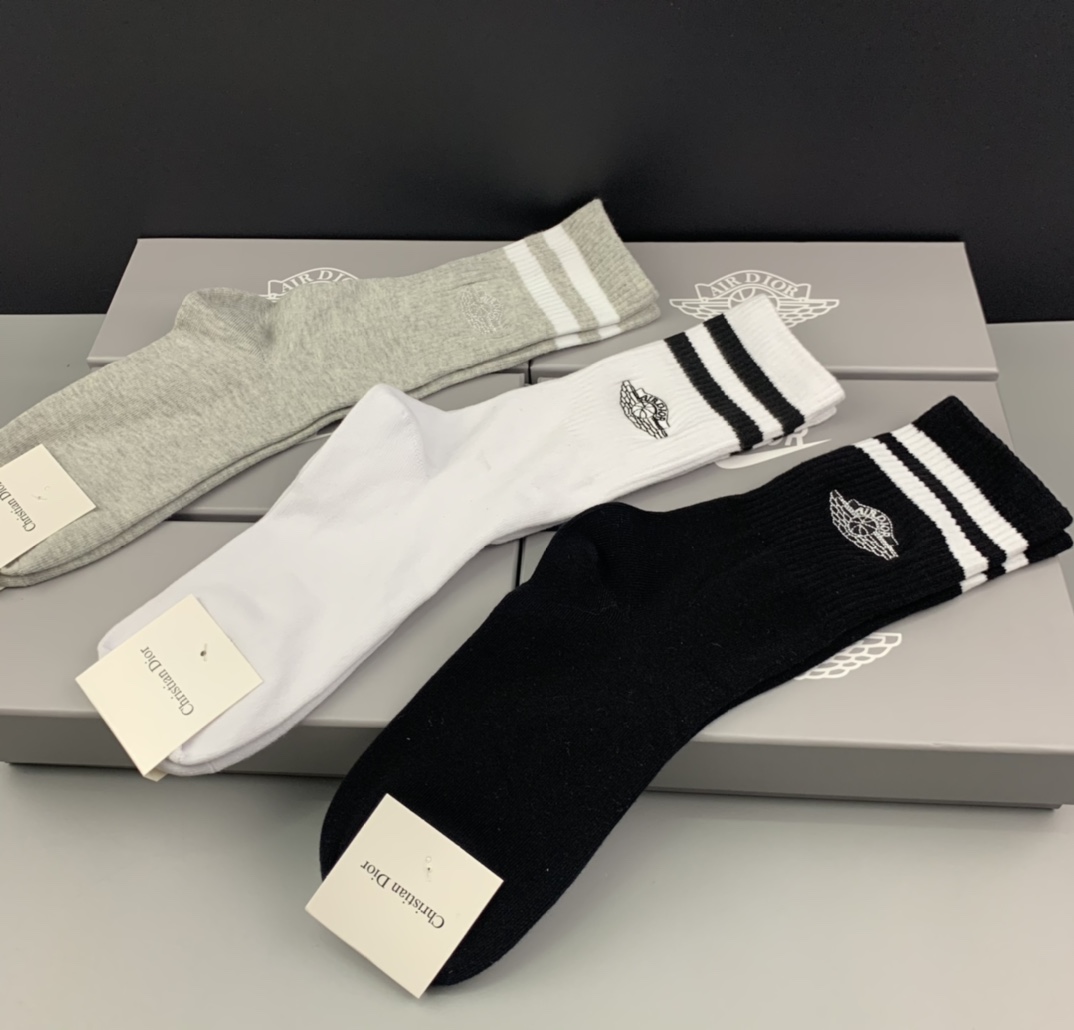 Pack 3 Calcetines Jordan x Dior - TeCalzoShoes - Calcetines