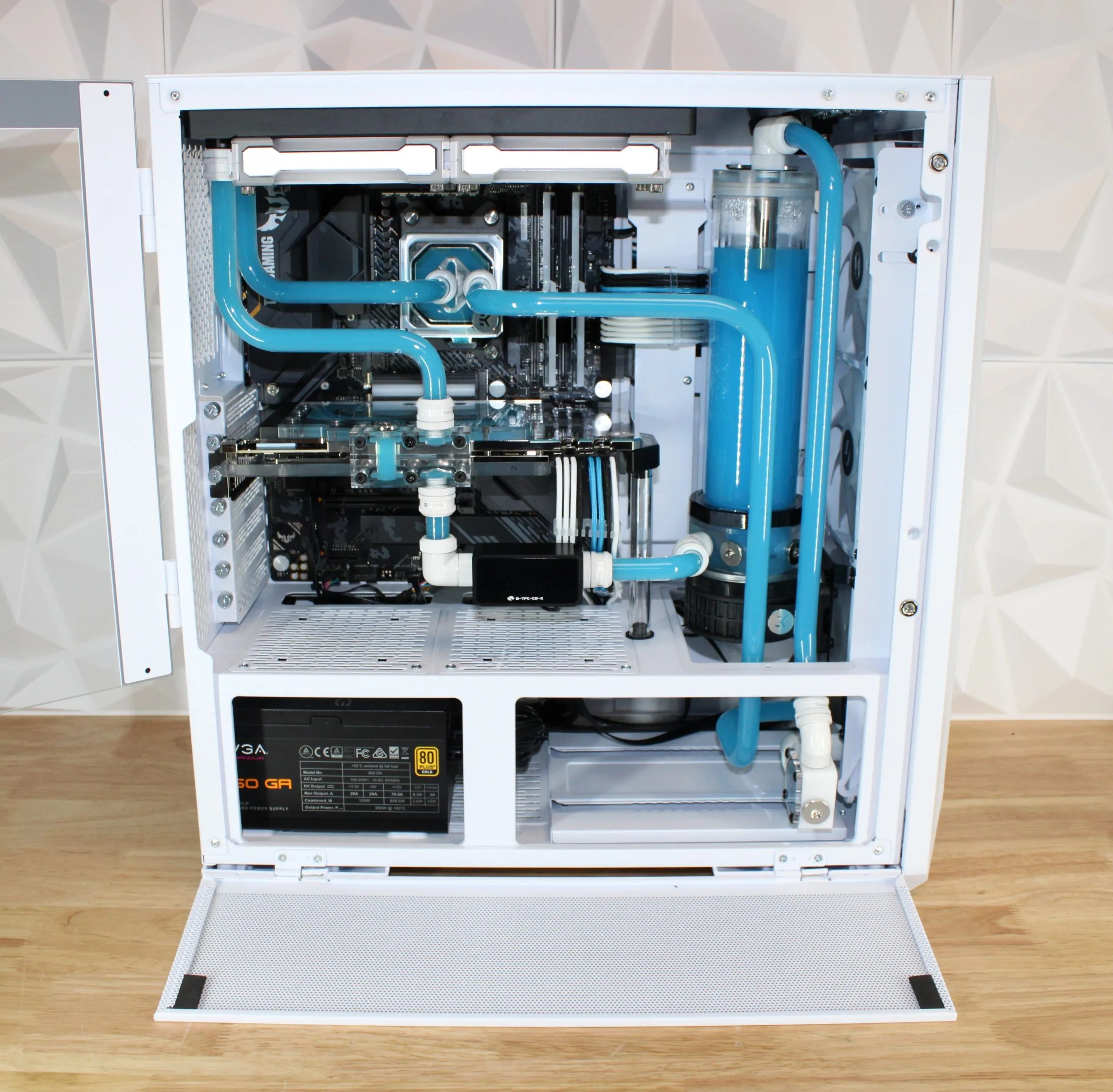 Lian Li LANCOOL II – Ryzen 9 5950x – RTX 3080 Ti - Tech505