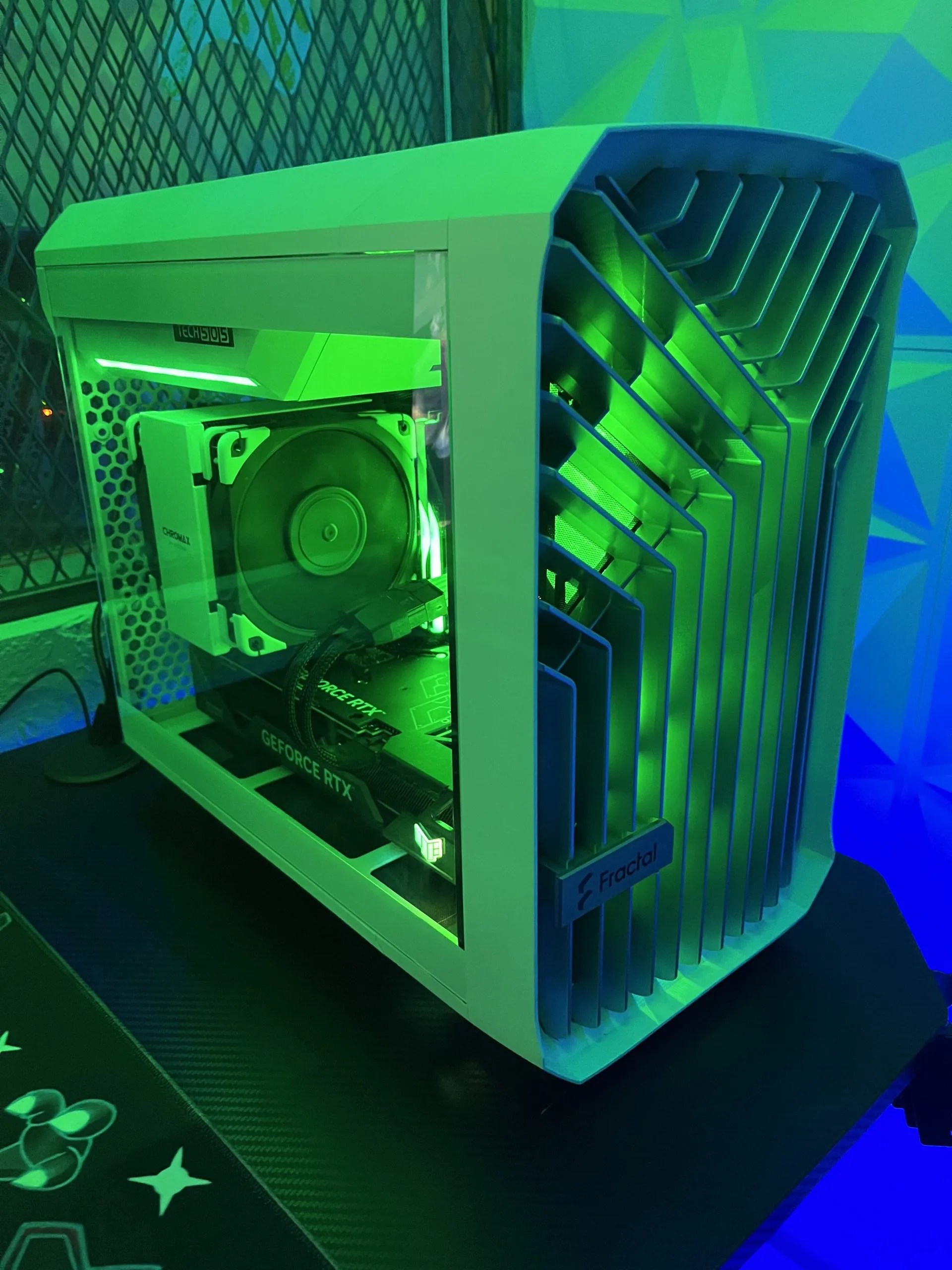 SOLD – Fractal Design Torrent Nano – i7-12700kf – RTX 4070 Ti