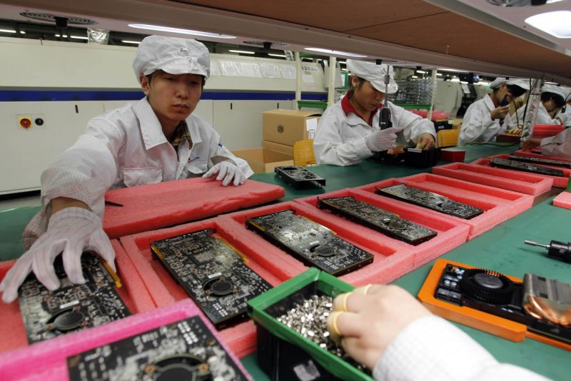 Foxconn-sharp-techblogcy