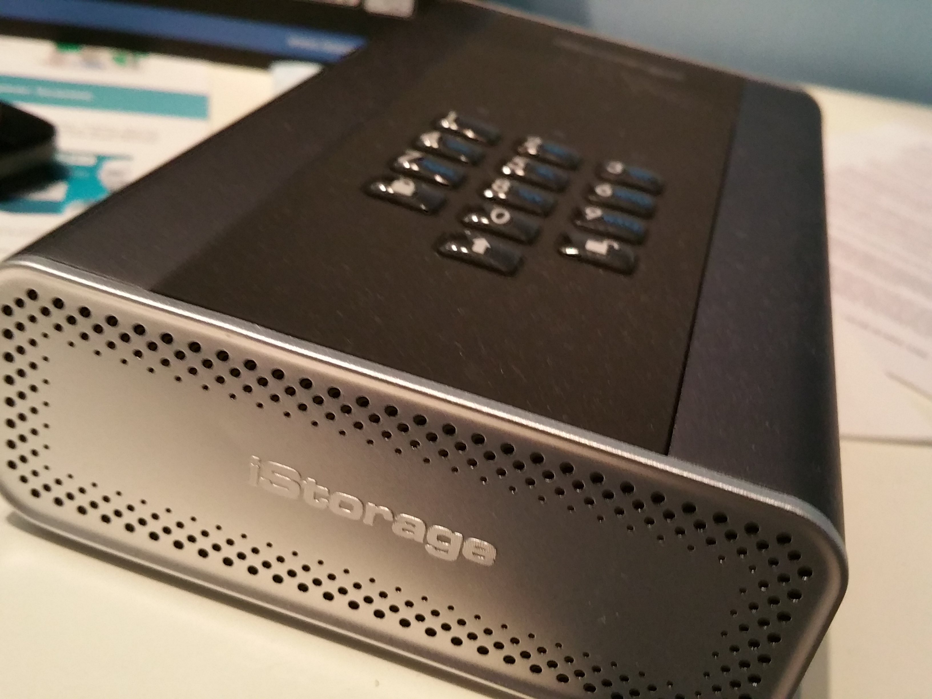 その他 iStorage diskAshur2 SSD USB 3.1 4TB diskAshur2 - iStorage (USA)