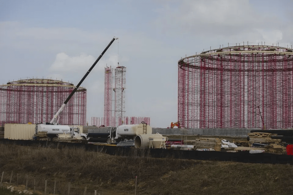 Inside Meta’s chaotic AI boomtown in rural Louisiana