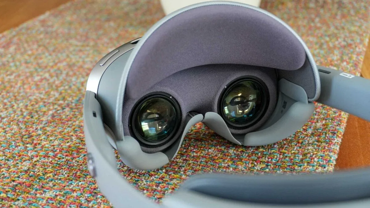 Mark Zuckerberg’s VR metaverse dream is dying, is Galaxy XR safe?