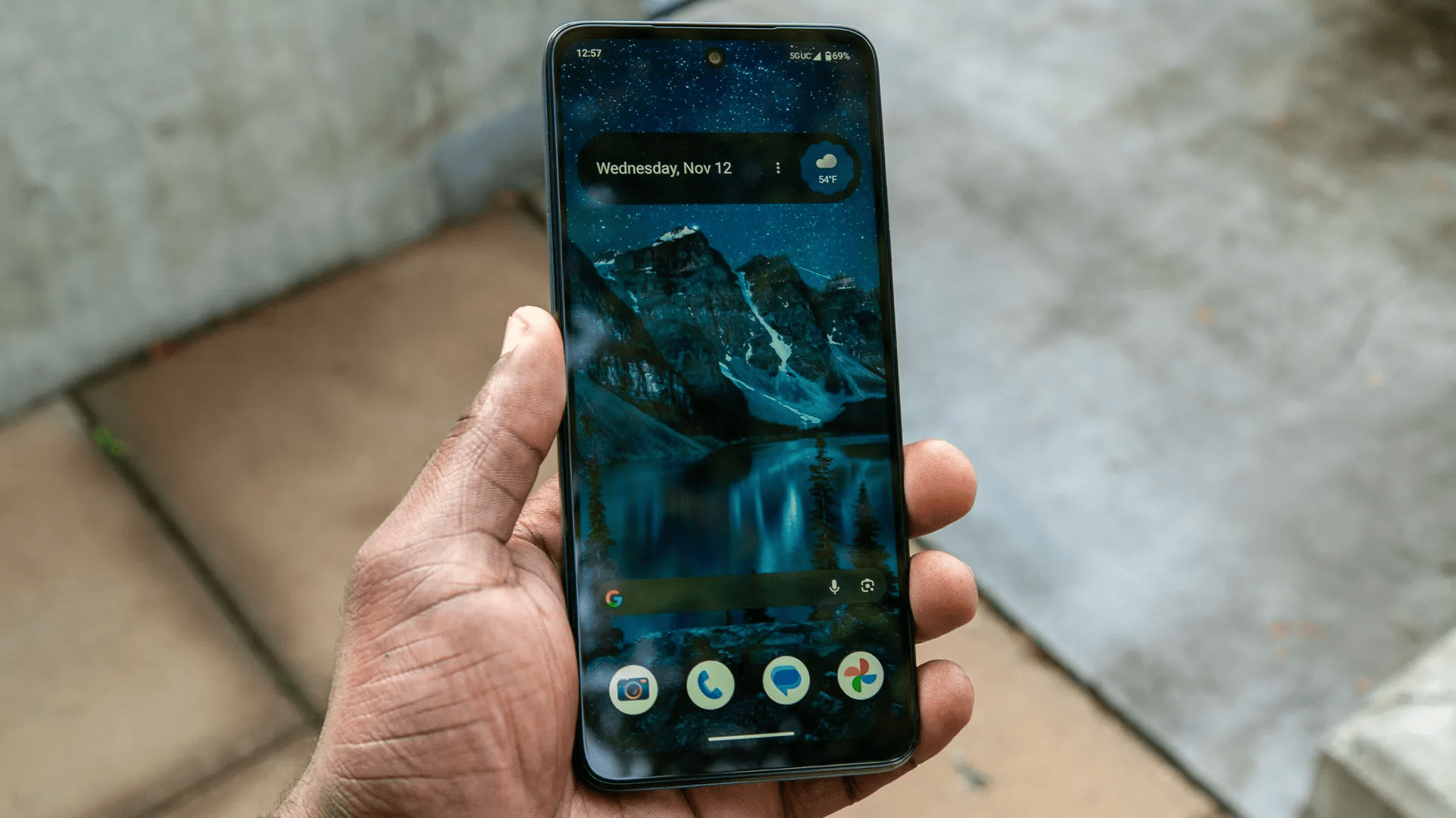 This new AT&T Prepaid deal lands you a 2026 Motorola phone for only 10 bucks — here’s how it works