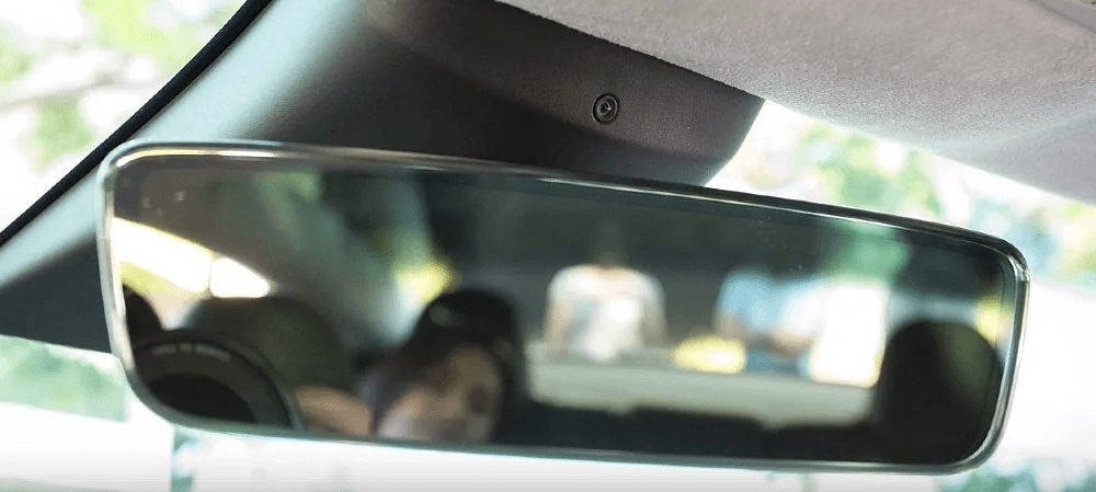 Tesla Cabin Camera gets an incredible new feature for added driver safety