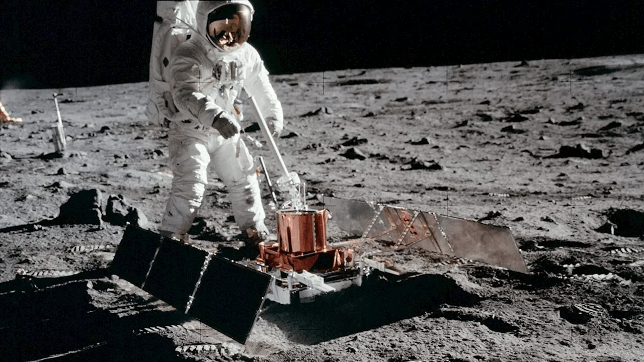 Optical Fiber Arrays May Unlock Mysteries Of The Moon’s Deep Interior