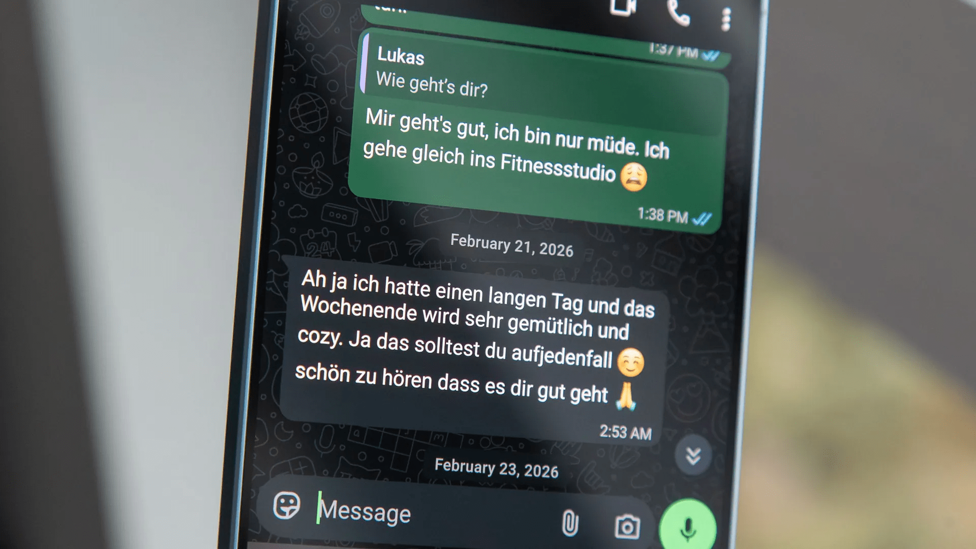Use these two Android features to trick your international friends into thinking you’re fluent in their languages