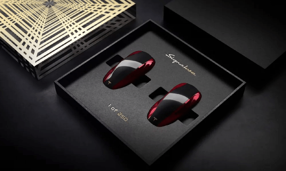 Tesla launches 200mph Model S “Gold” Signature in invite-only purchase