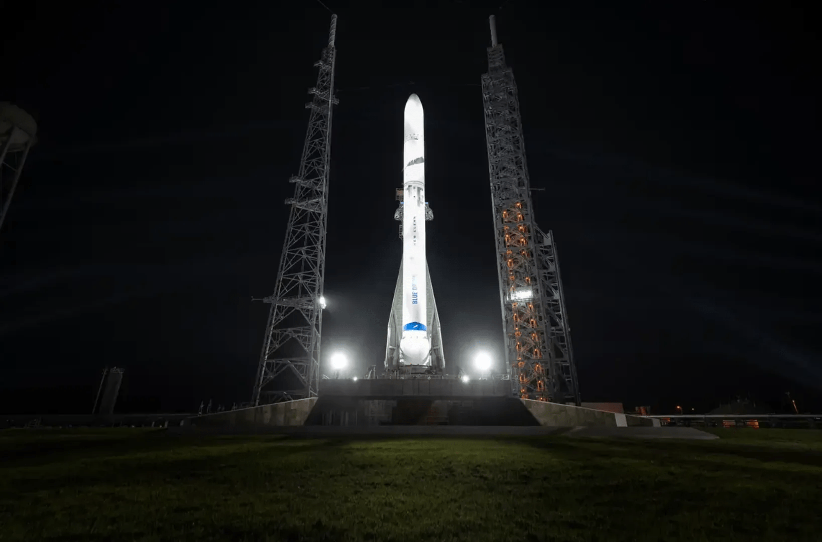 Blue Origin Prepares for New Glenn’s 3rd Launch as SpaceX Faces Starship V3 Delays
