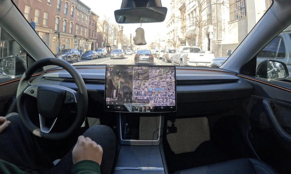 Tesla intertwines FSD with in-house Insurance for attractive incentive