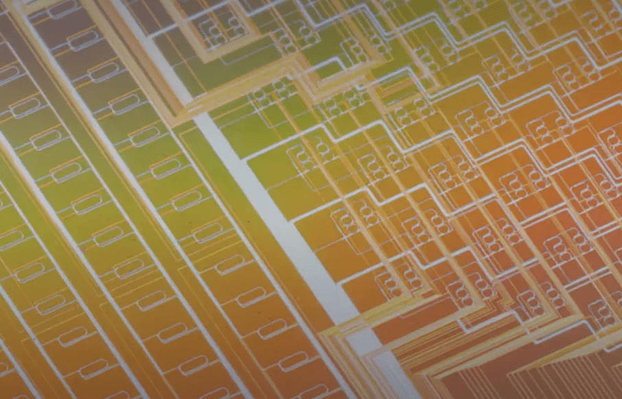 QuiX Quantum Demonstrates Below-Threshold Error Mitigation in Photonic Quantum Computing For First Time
