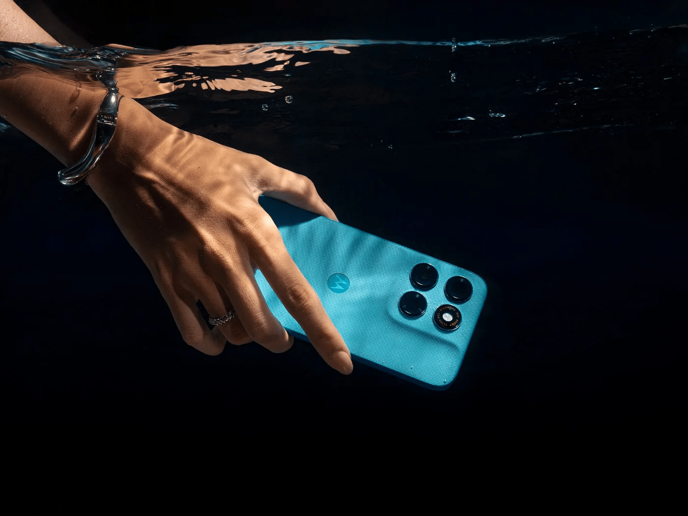 Moto G87 debuts with a 200MP camera, brighter display, but downgraded performance