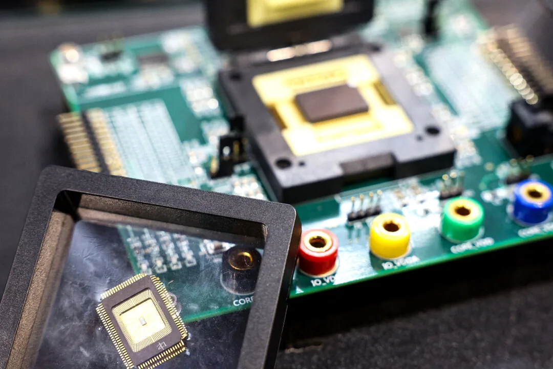 Taiwan Investigates 11 Chinese Firms in Semiconductor Talent Poaching