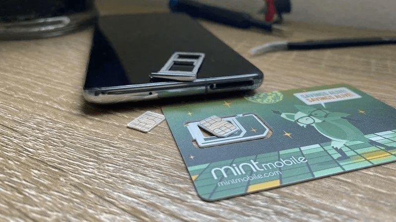 New Mint Mobile deal gets you a full year of 5G internet AND unlimited wireless for only 45 bucks per month — this isn’t a joke