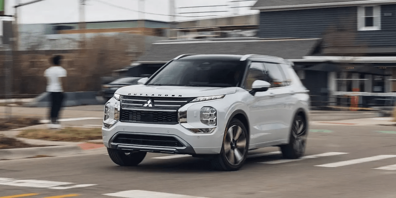 2026 Mitsubishi Outlander SEL Test: Rogue-Like
