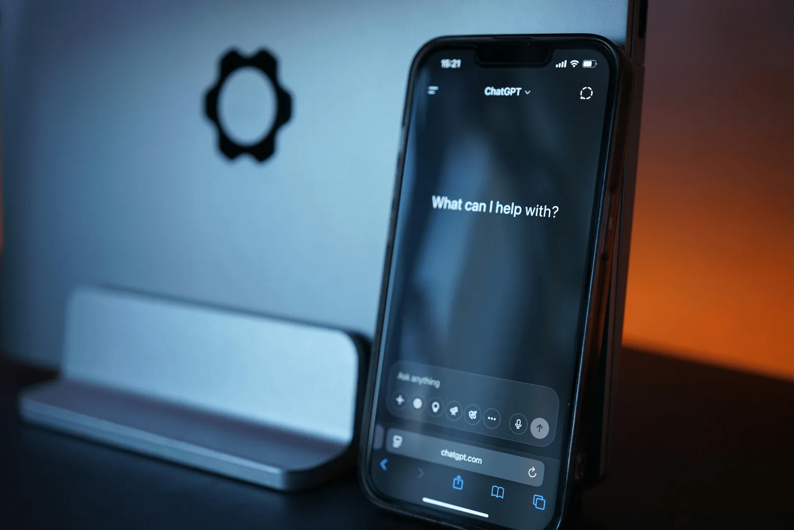 ChatGPT Is Now on CarPlay Following iOS 26.4 Update That Adds Support for AI Voice Commands