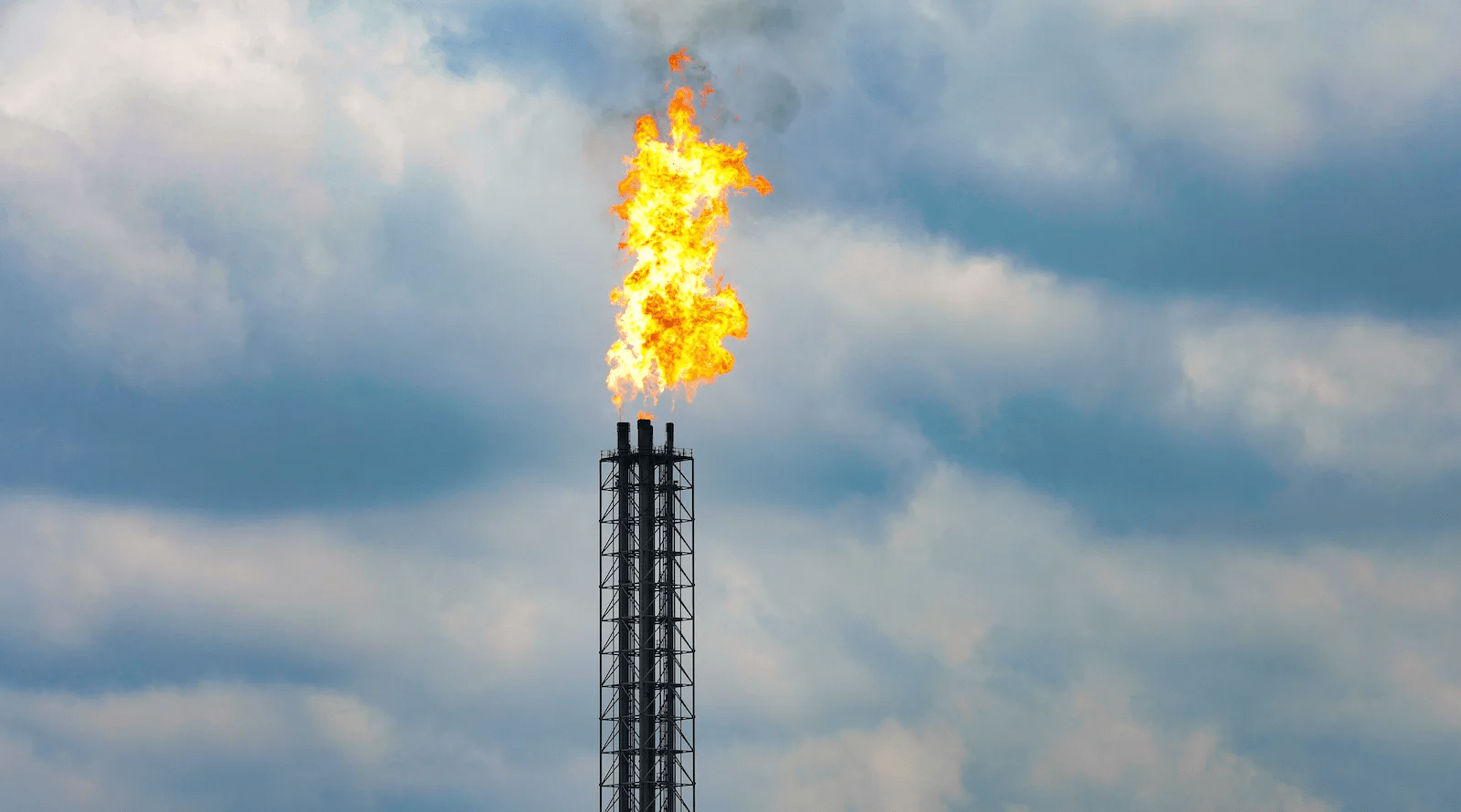 EPA Says Oil & Gas Operators Can Continue to Flare Past Long-Set Deadline