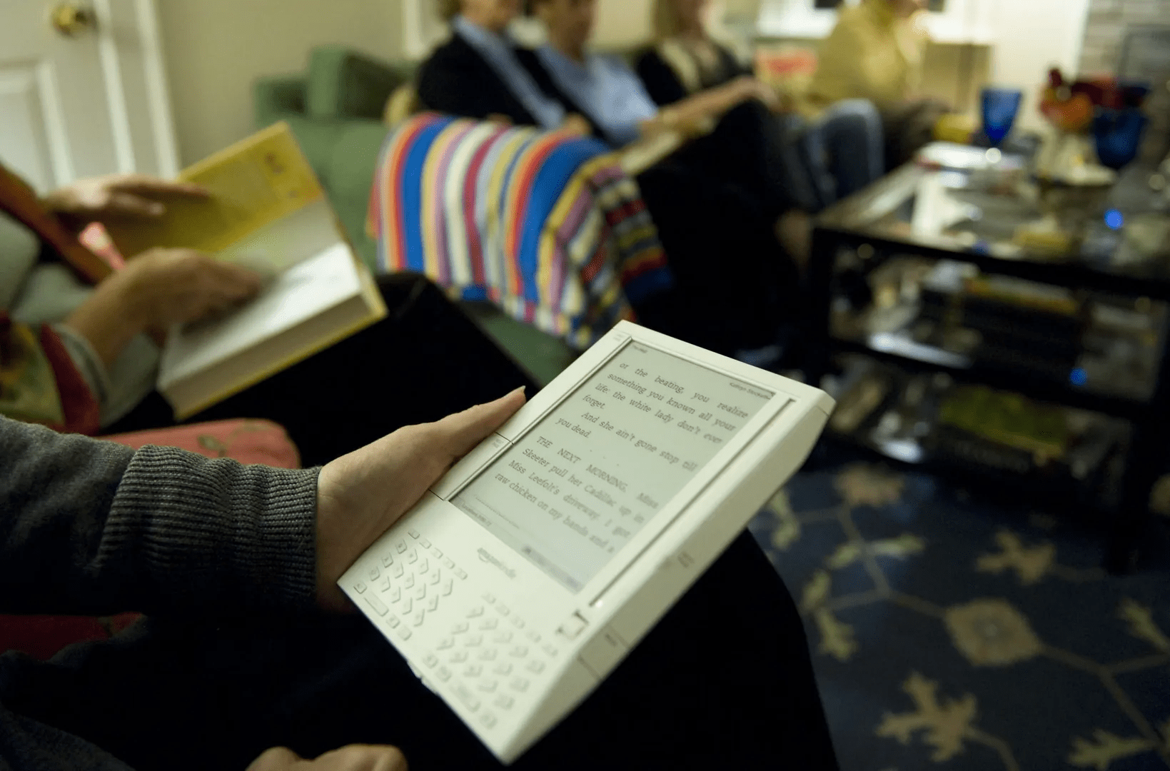 Users turn to jailbreaking their older Kindles as Amazon ends support